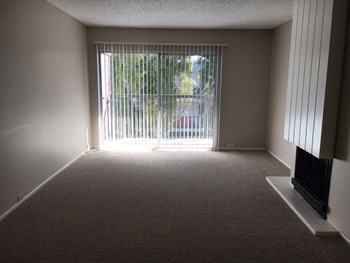 Contemporary Living Room at Madison Park Apartment Homes, Anaheim, 92804